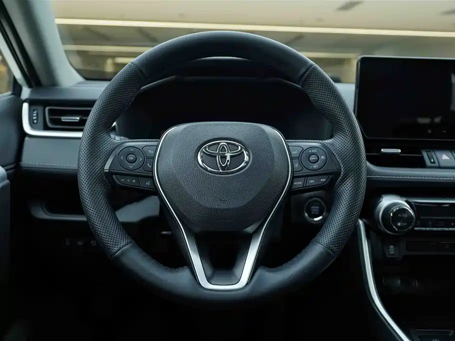 Toyota Wildlander 2024 — фото 18
