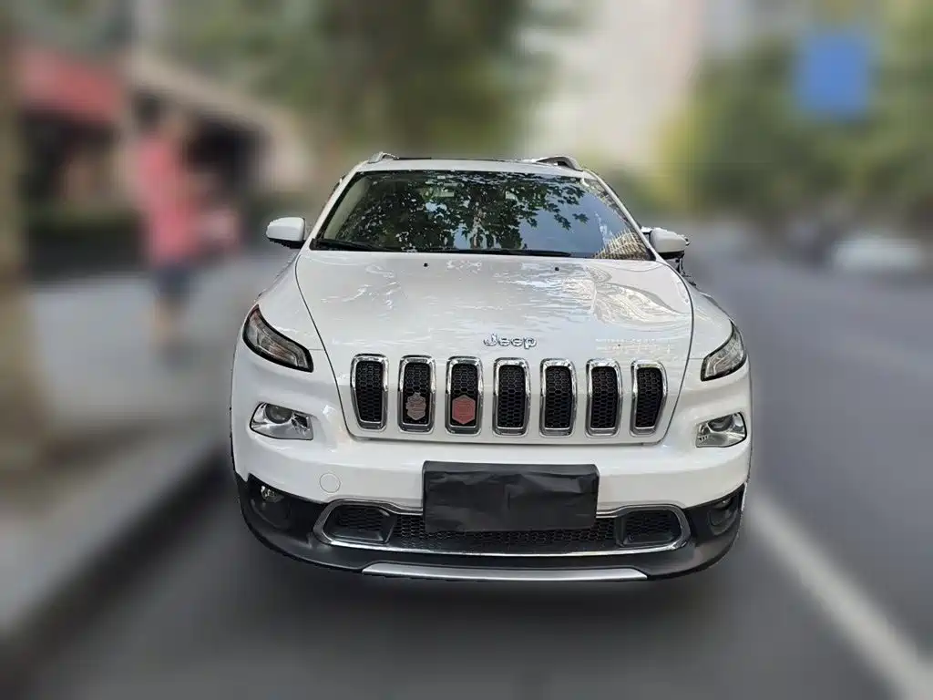 Jeep Cherokee 2017 — фото 24