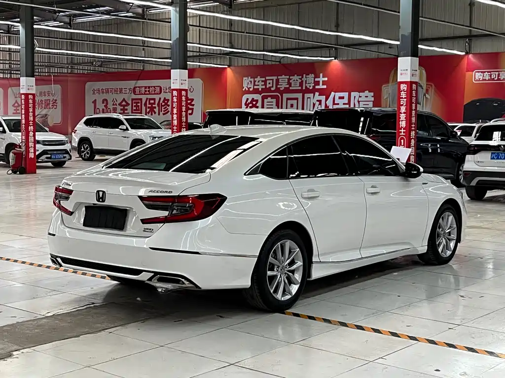 Honda Accord 2023 — фото 17