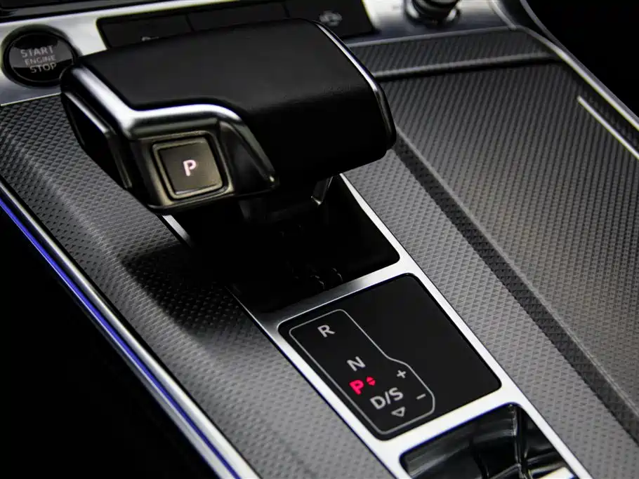 Audi A6L 2021 — фото 20