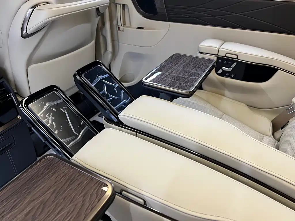 Toyota Vellfire 2026 — фото 13