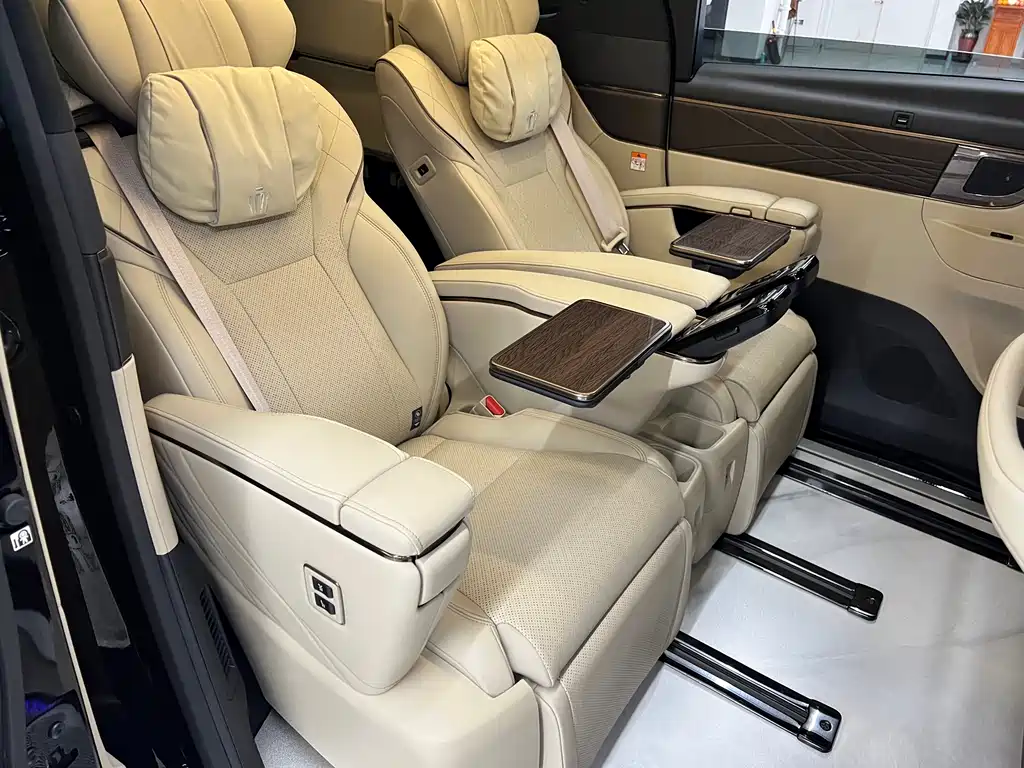 Toyota Vellfire 2026 — фото 15
