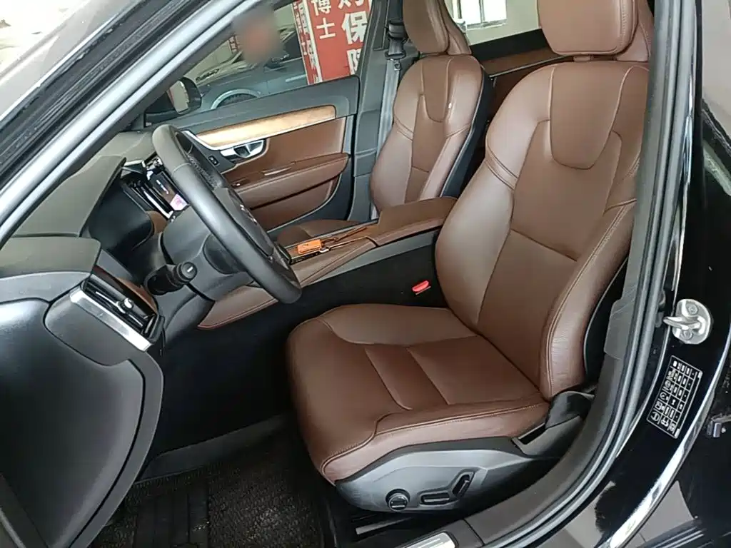 Volvo S90 2022 — фото 15