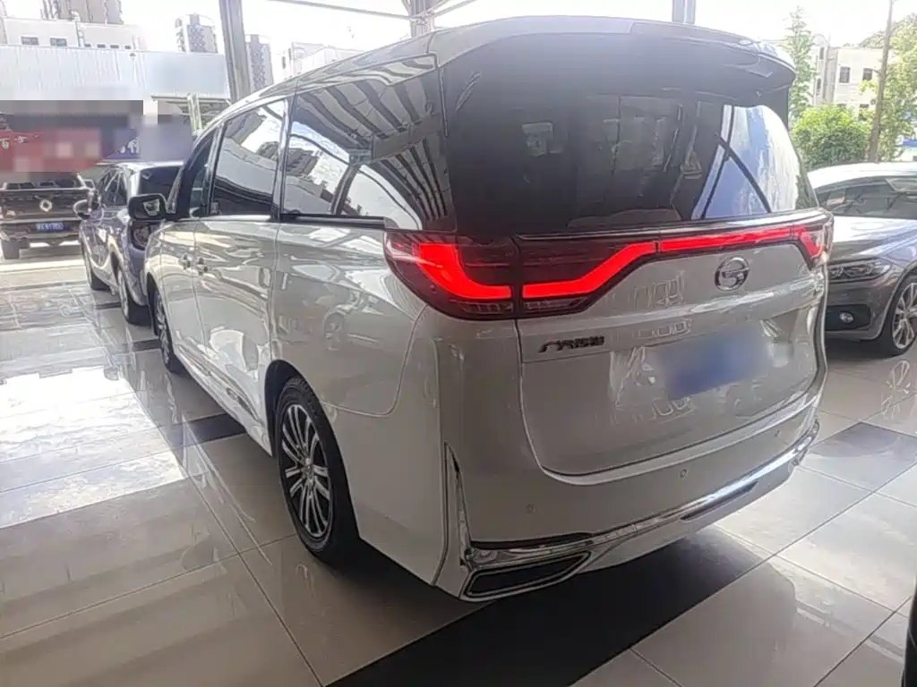GAC Trumpchi M8 2021 — фото 5