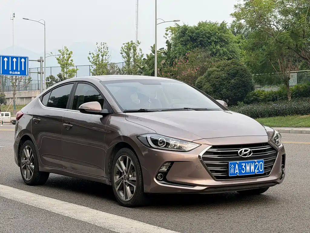 Hyundai Celesta 2017 — фото 1