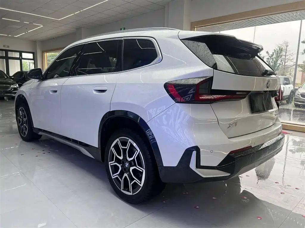 BMW X1 2024 — фото 3
