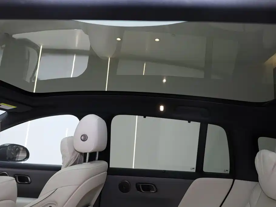 Li Auto i6 2025 — фото 23