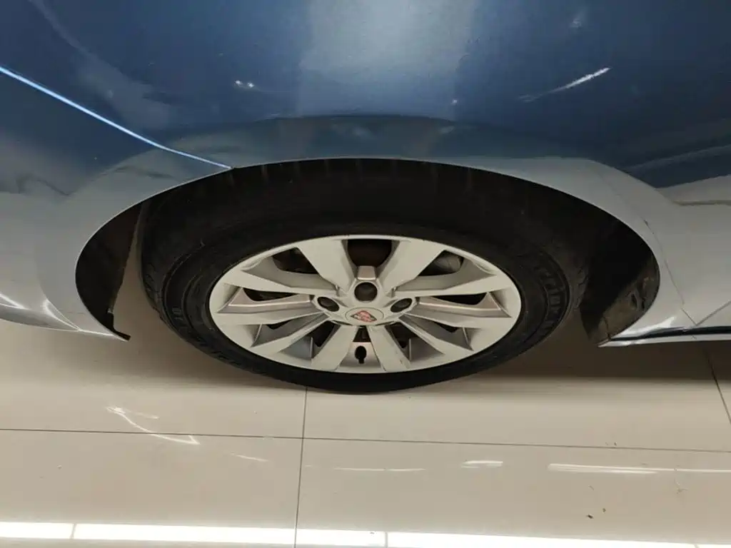 Roewe i6 Classic 2018 — фото 23