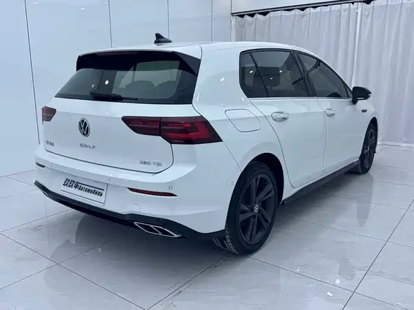 Volkswagen Golf 2022