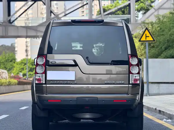 Land Rover Discovery 2012