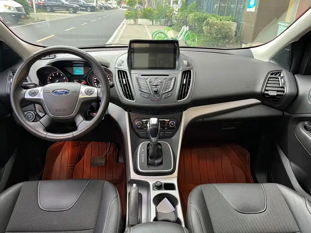Ford Kuga 2016 — фото 9