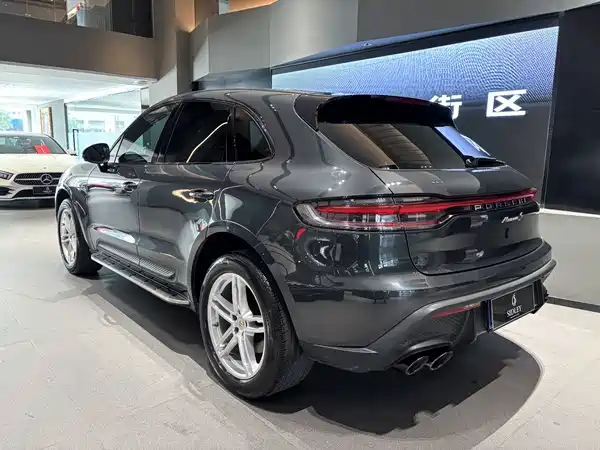 Porsche Macan 2023