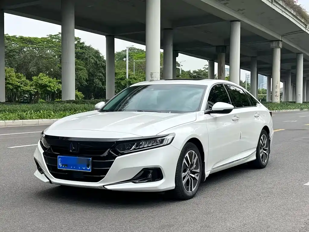 Honda Accord 2022 — фото 1