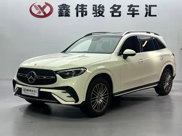 Mercedes-Benz GLC 2023