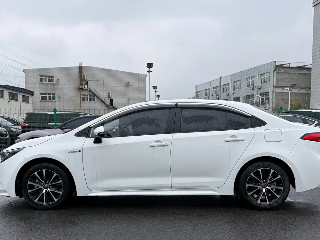 Toyota Levin 2023 — фото 13