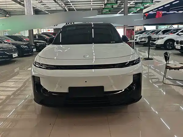 Leapmotor B10 2025