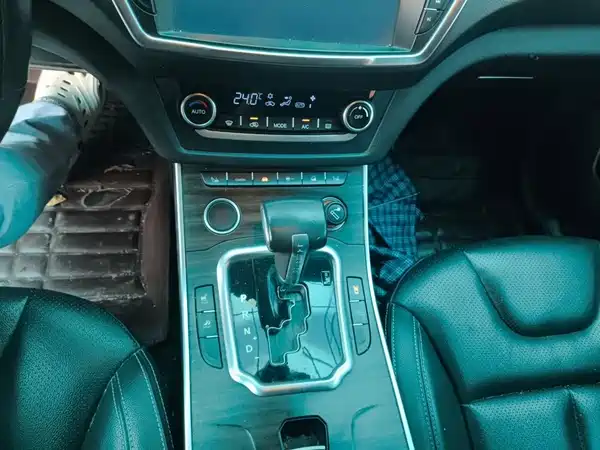 Landwind X7 2016