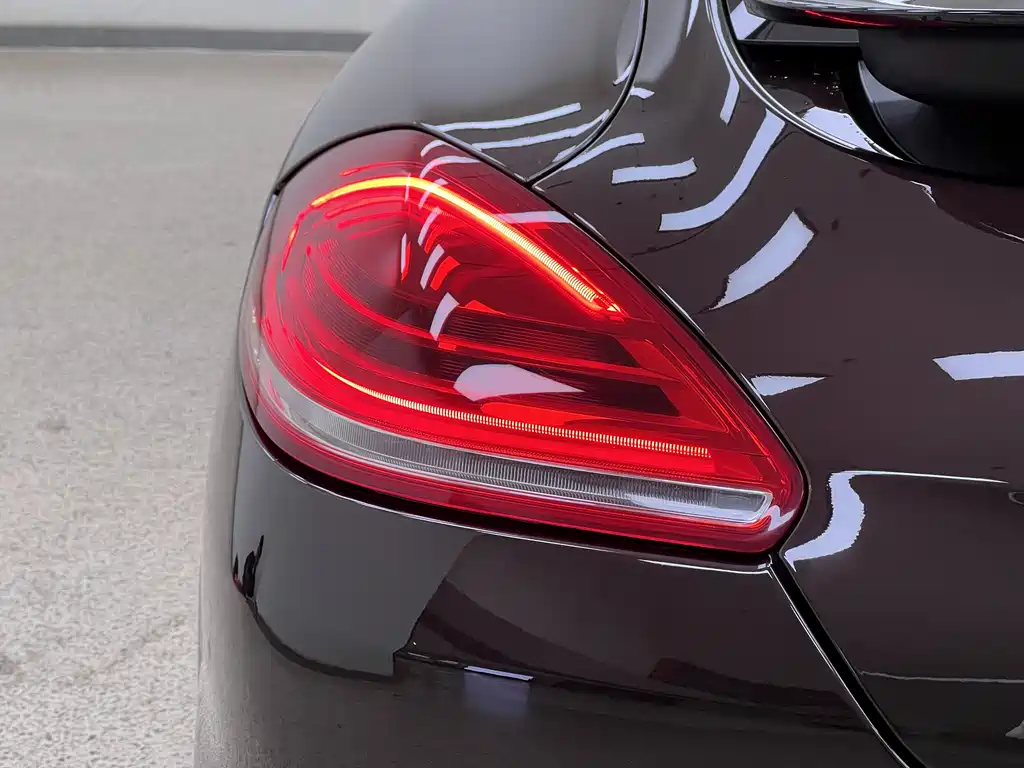 Porsche Panamera 2016 — фото 39