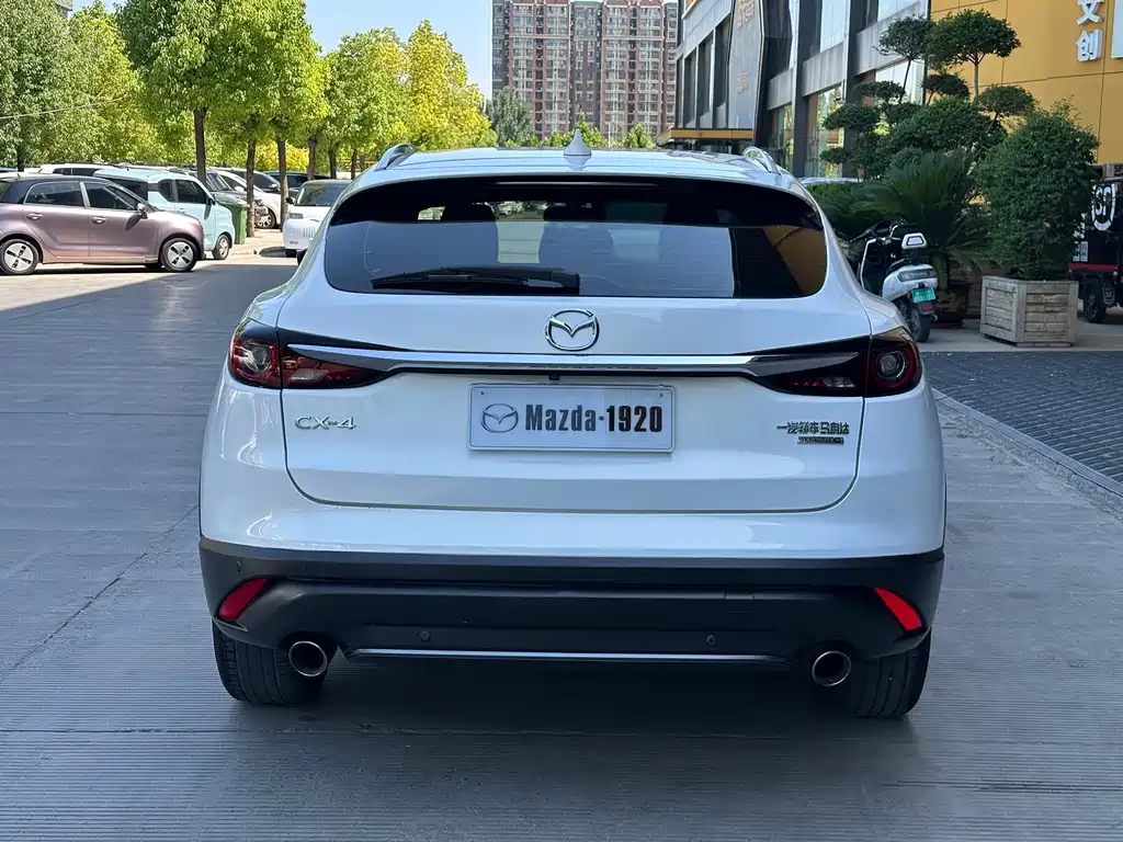 Mazda CX-4 2020