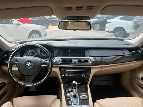 BMW 7 Series 2013