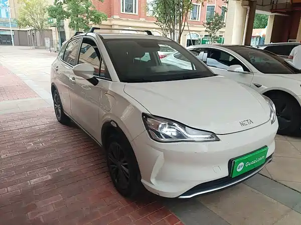 Neta V 2022
