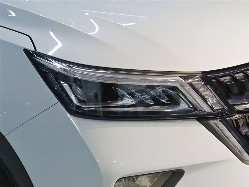 Wuling Xingchen 2023 — фото 25