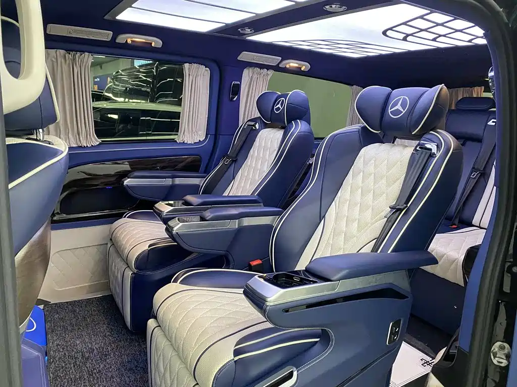 Mercedes-Benz Vito 2022 — фото 24
