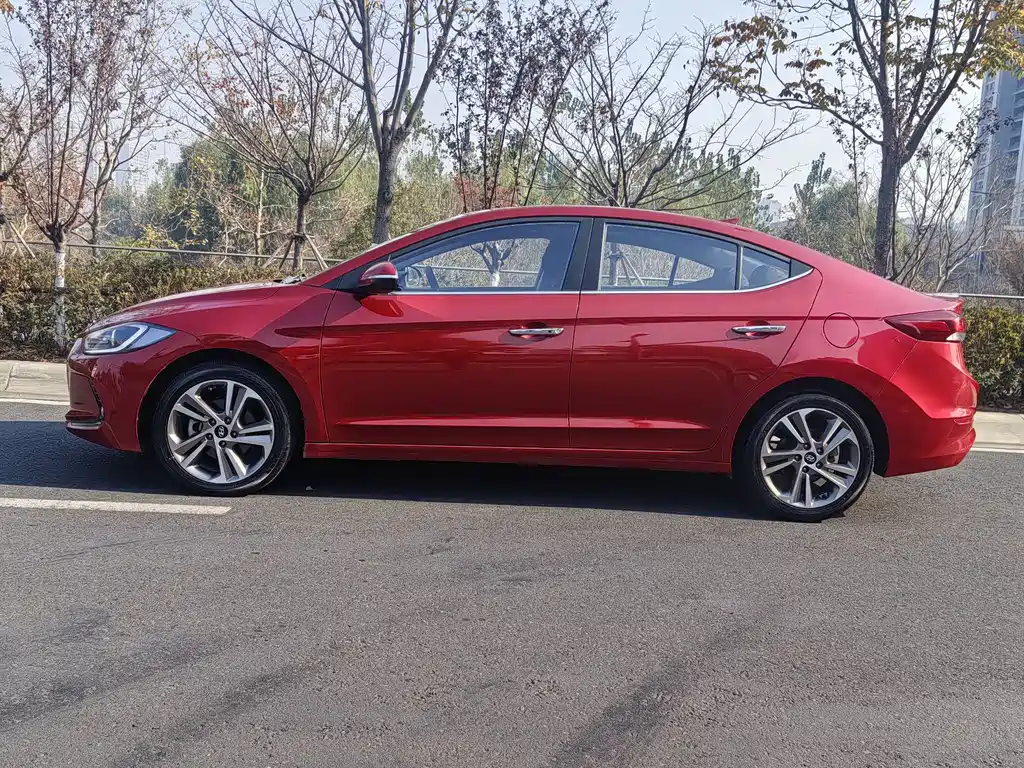 Hyundai Elantra 2018