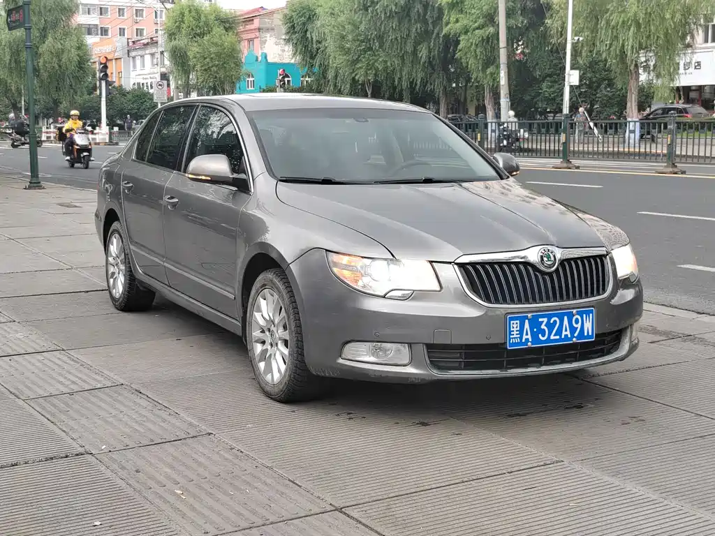 Skoda Superb 2010