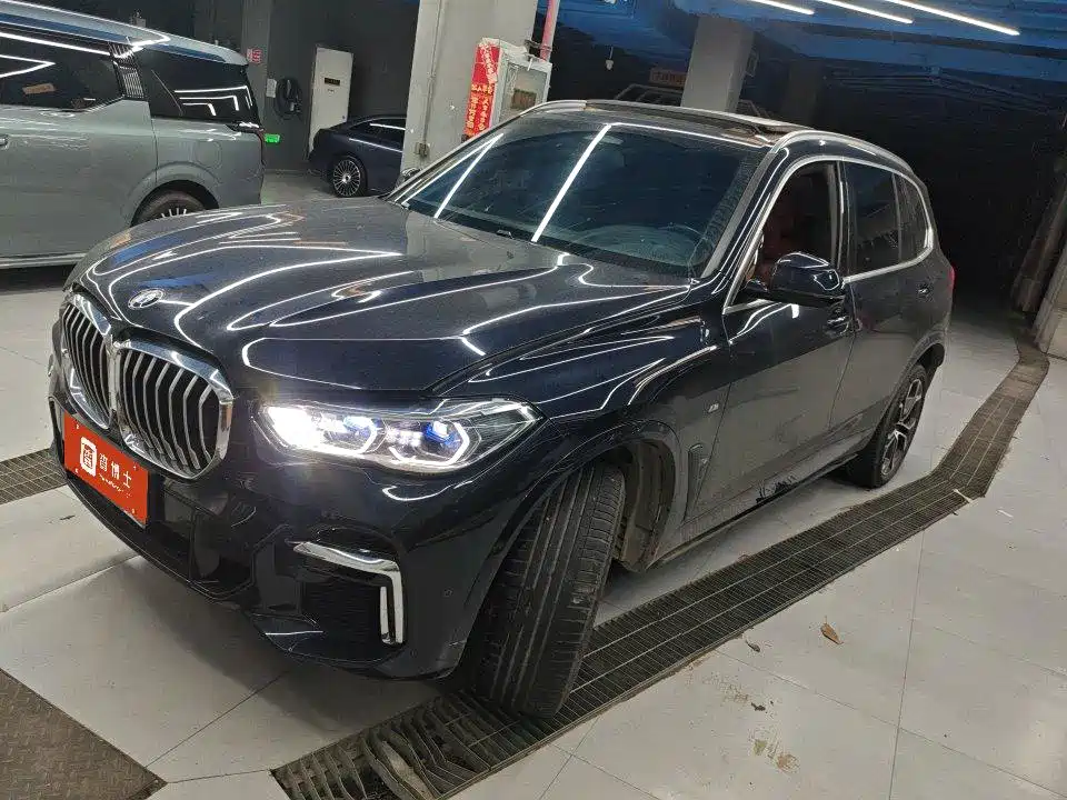 BMW X5 2023 — фото 1