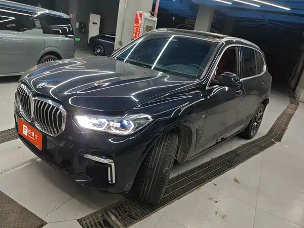 BMW X5 2023