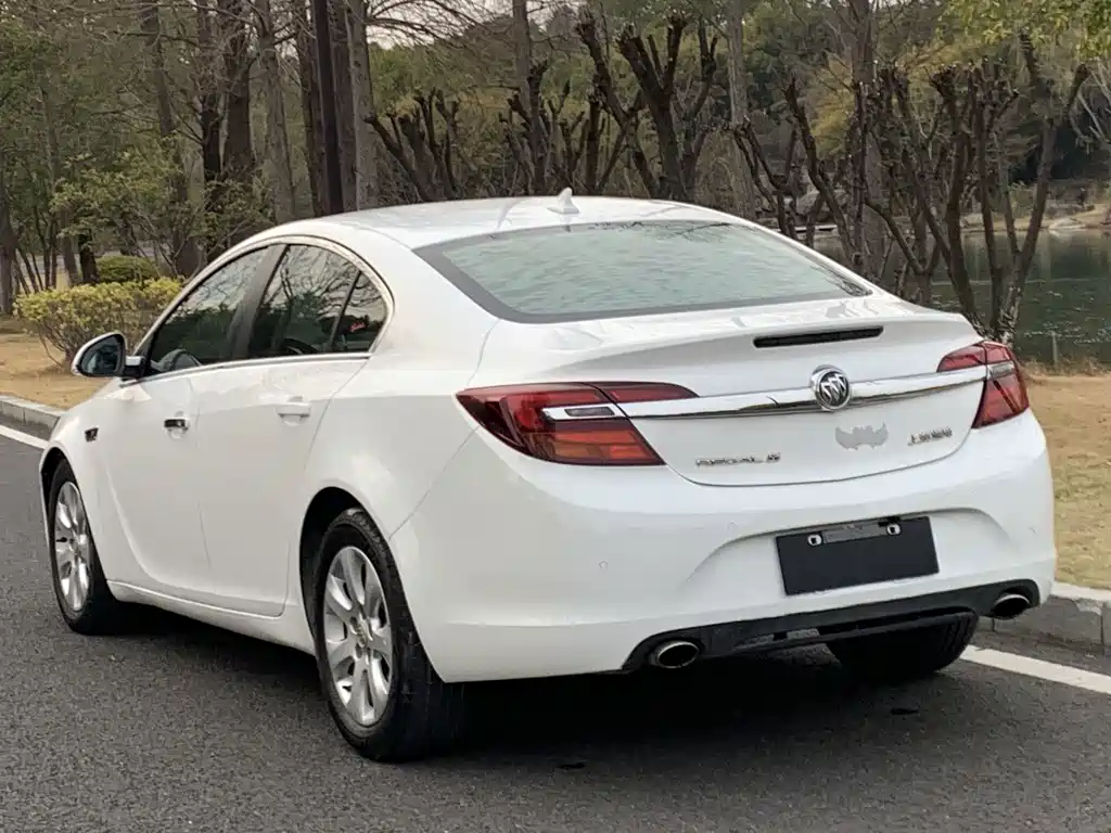 Buick Regal 2015 — фото 4