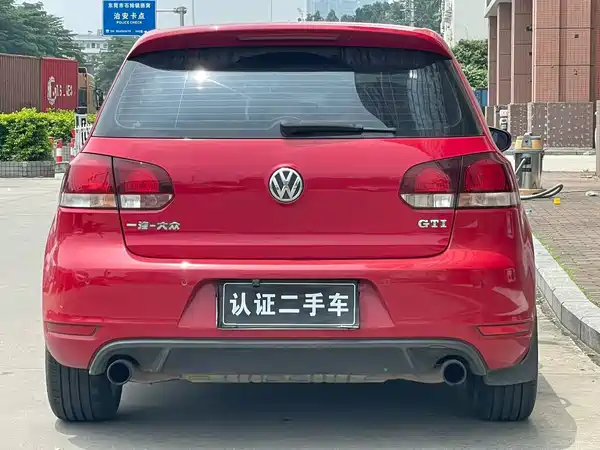 Volkswagen Golf GTI 2012