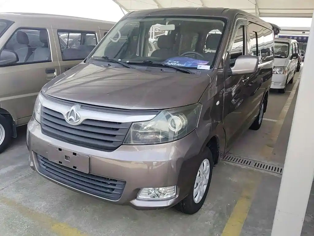 Changan Ruixing M70 2022 — фото 1