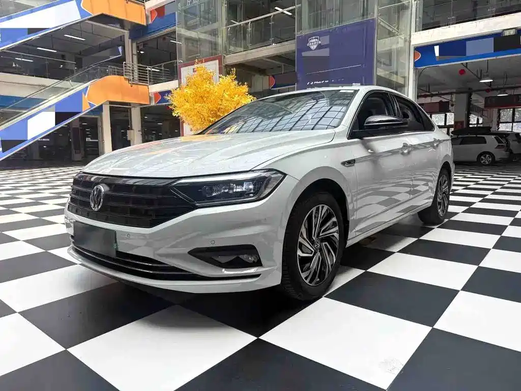 Volkswagen Sagitar 2022