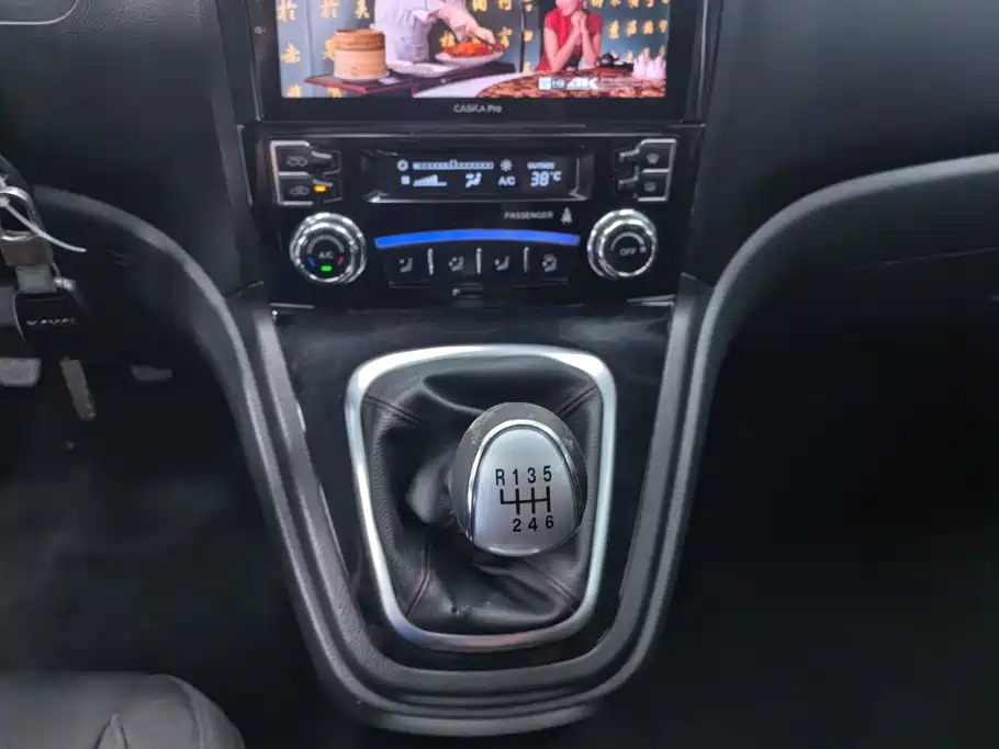 Haval H6 2016 — фото 16