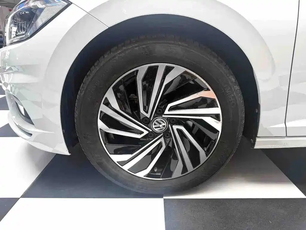Volkswagen Sagitar 2022