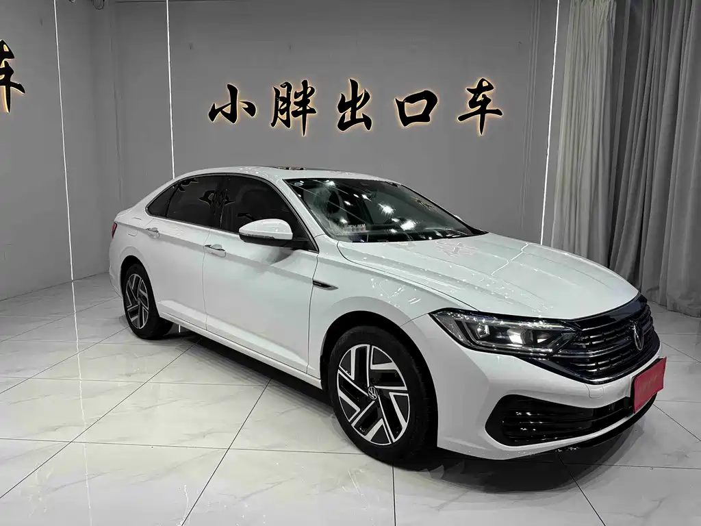 Volkswagen Sagitar 2022