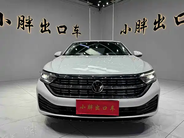 Volkswagen Sagitar 2022