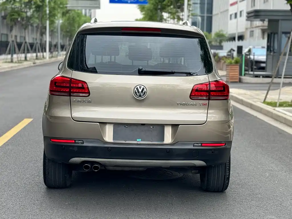 Volkswagen Tiguan 2015 — фото 9