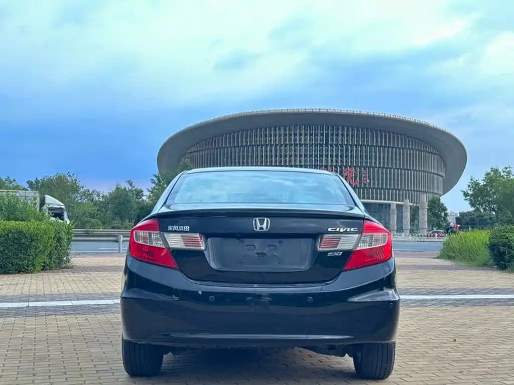 Honda Civic 2011
