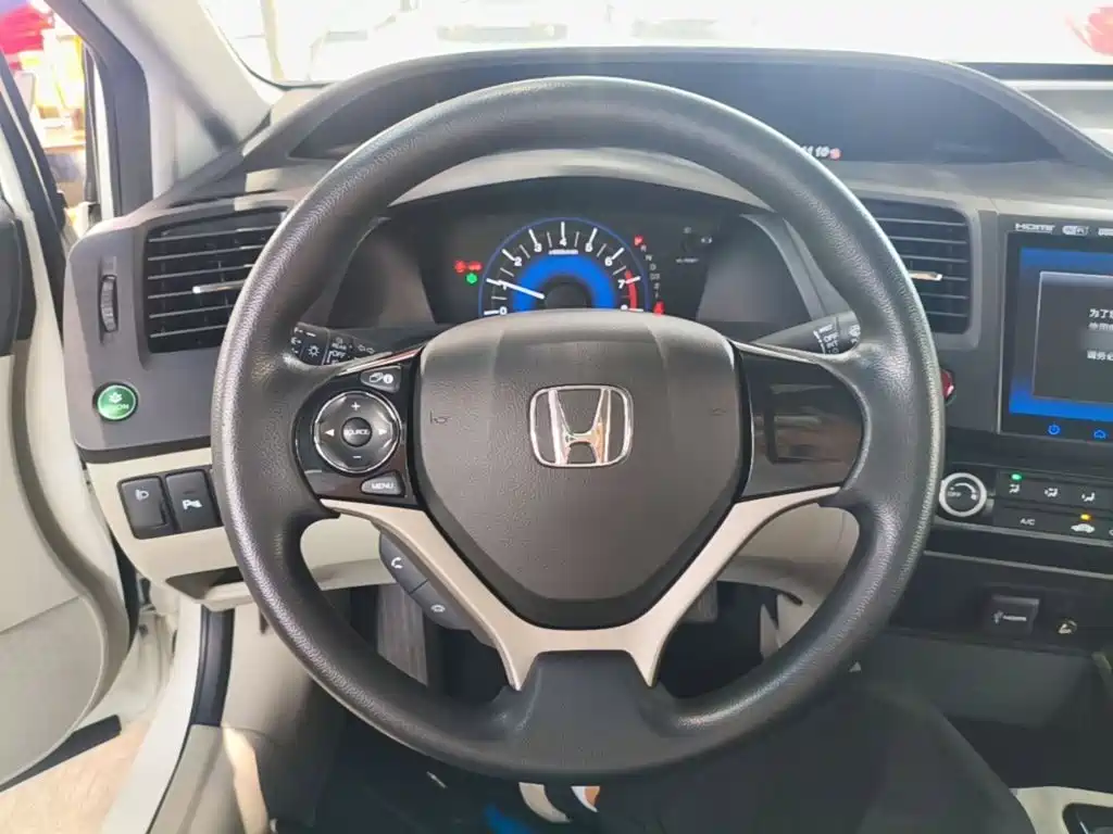 Honda Civic 2016 — фото 11