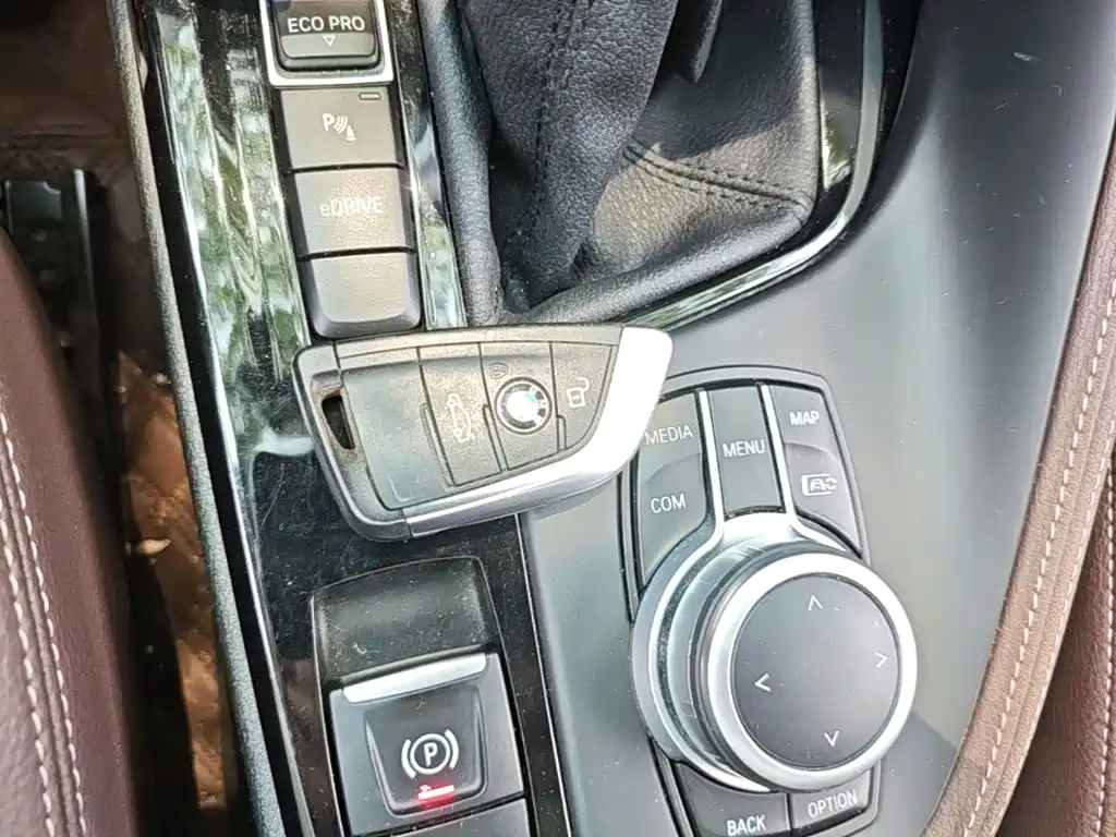 BMW X1 New Energy 2020 — фото 17