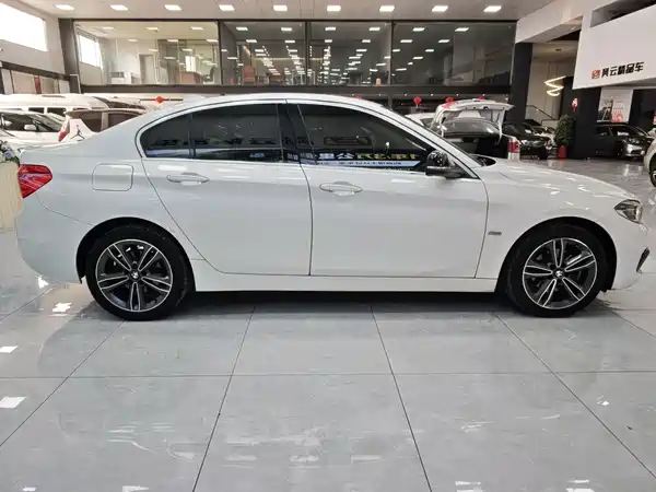 BMW 1 Series 2018