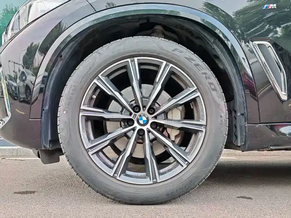 BMW X5 2023