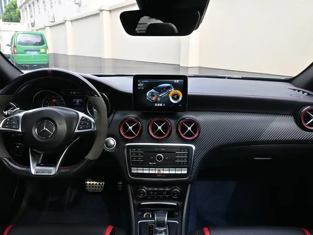 Mercedes-Benz A-Class AMG 2017 — фото 9