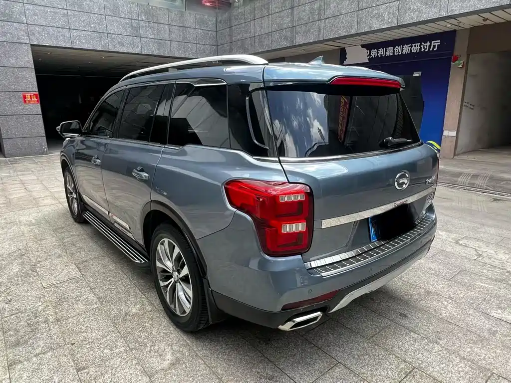 GAC Trumpchi GS8 2018 — фото 9