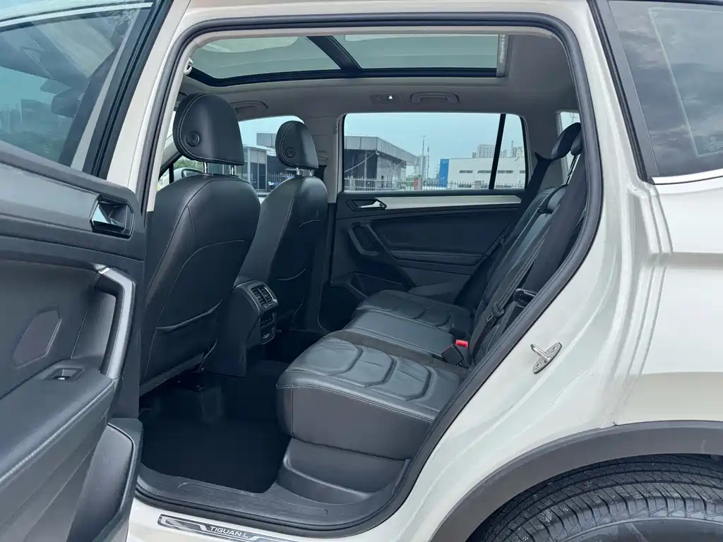 Volkswagen Tiguan L 2021