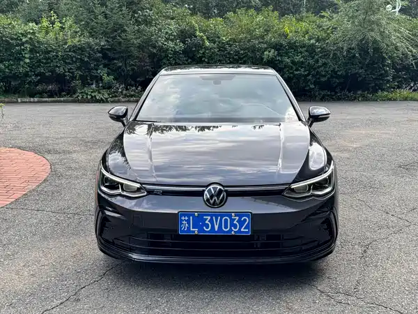 Volkswagen Golf 2022