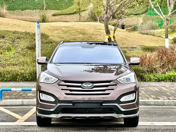 Hyundai Santa Fe 2013